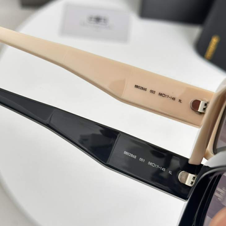 Picture of Balenciaga Sunglasses _SKUfw79480279fw